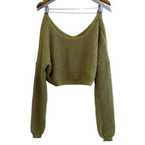 Nasty Gal Cropped Soft Stretchy Knit Long Sleeve Scoop Neck Crop Top Shirt Green